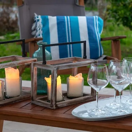 Oasi Country Seaside Villa *